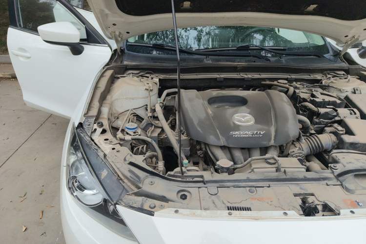 Used Mazda 3 Axela 2016 Sedan 1.5L Automatic Comfort Model Engine Bay Right