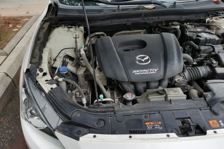 Used Mazda 3 Axela 2016 Sedan 1.5L Manual Comfort Model Engine Bay Right