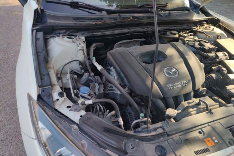 Used Mazda 3 Axela 2016 Sedan 1.5L Automatic Luxury Model Engine Bay Right