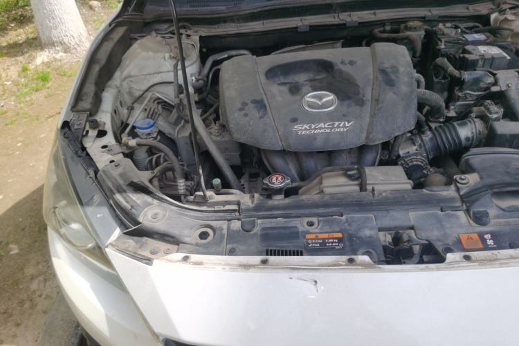 Used Mazda 3 Axela 2016 Sedan 1.5L Manual Comfort Model Engine Bay Right
