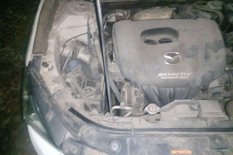 Used Mazda 3 Axela 2016 Sedan 1.5L Automatic Comfort Model Engine Bay Right