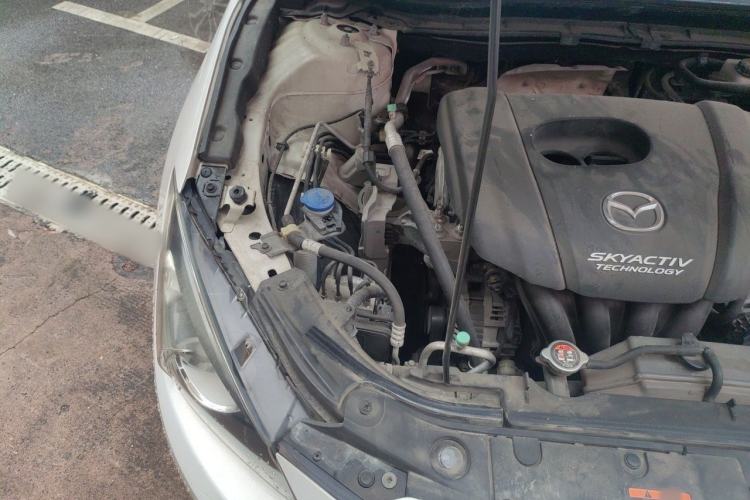 Used Mazda 3 Axela 2016 Sedan 1.5L Automatic Comfort Model Engine Bay Right