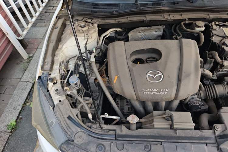 Used Mazda 3 Axela 2016 Hatchback 1.5L Automatic Comfort Model Engine Bay Right