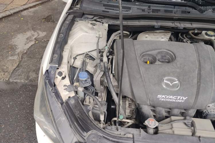 Used Mazda 3 Axela 2016 Sedan 2.0L Automatic Flagship Model Engine Bay Right