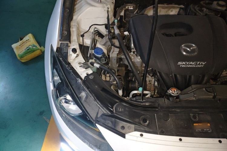 Used Mazda 3 Axela 2016 Sedan 1.5L Automatic Comfort Model Engine Bay Right
