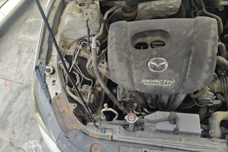 Used Mazda 3 Axela 2016 Sedan 1.5L Automatic Comfort Model Engine Bay Right