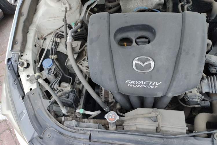Used Mazda 3 Axela 2016 Sedan 1.5L Automatic Comfort Model Engine Bay Right