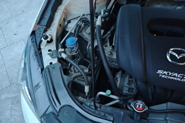 Used Mazda 3 Axela 2016 Sedan 1.5L Automatic Luxury Model Engine Bay Right
