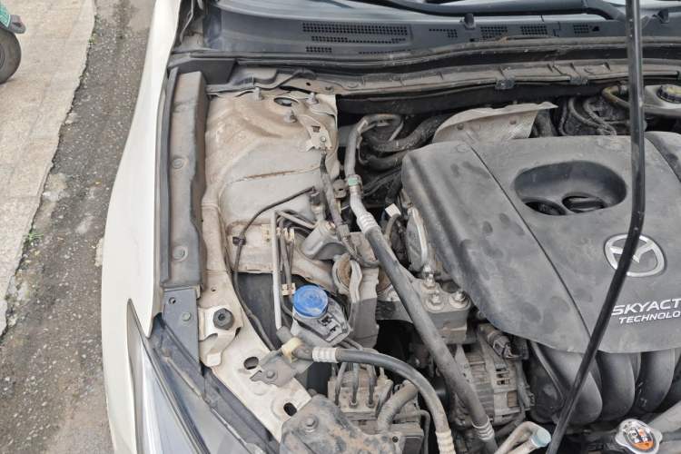 Used Mazda 3 Axela 2016 Sedan 1.5L Automatic Comfort Model Engine Bay Right