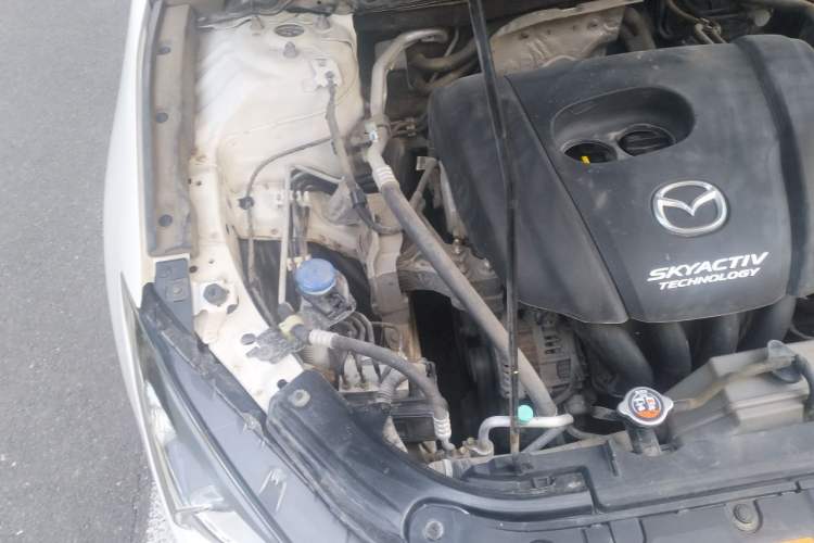 Used Mazda 3 Axela 2016 Sedan 1.5L Automatic Luxury Model Engine Bay Right