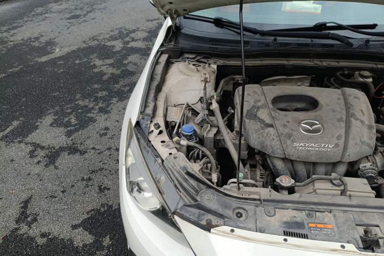Used Mazda 3 Axela 2016 Sedan 1.5L Automatic Comfort Model Engine Bay Right