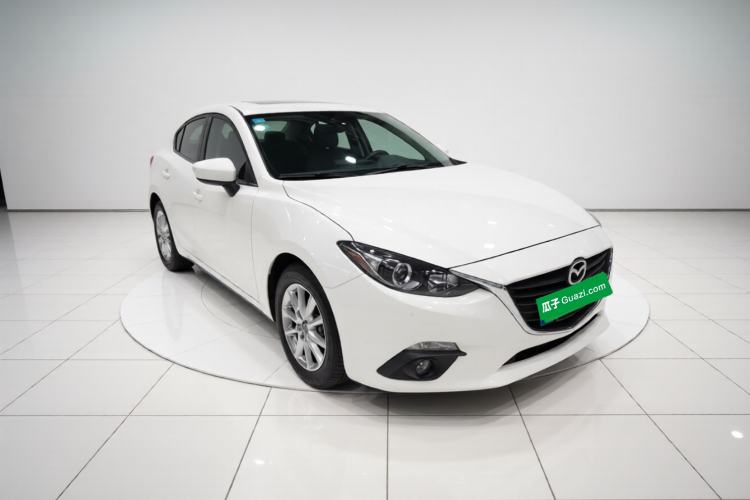 Used Mazda 3 Axela 2016 Sedan 1.5L Automatic Comfort Model Exterior 1