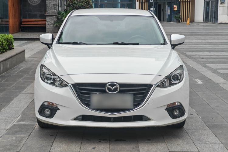 Used Mazda 3 Axela 2016 Sedan 1.5L Automatic Comfort Model Exterior 1