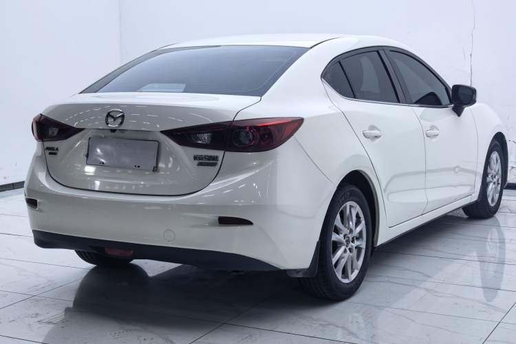 Used Mazda 3 Axela 2016 Sedan 1.5L Automatic Comfort Model Exterior 10