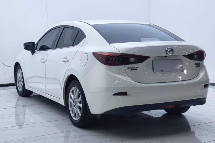 Used Mazda 3 Axela 2016 Sedan 1.5L Automatic Comfort Model Exterior 12