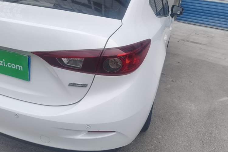 Used Mazda 3 Axela 2016 Sedan 1.5L Automatic Comfort Model Exterior 3