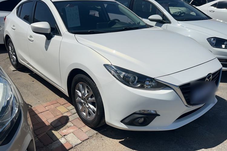 Used Mazda 3 Axela 2016 Sedan 1.5L Automatic Comfort Model Exterior 4