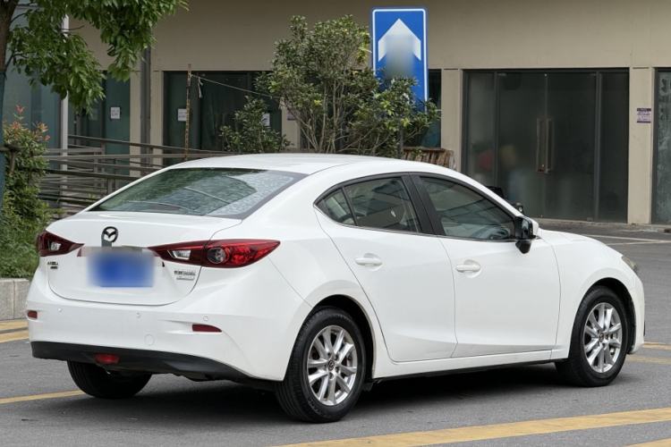 Used Mazda 3 Axela 2016 Sedan 1.5L Automatic Comfort Model Exterior 5