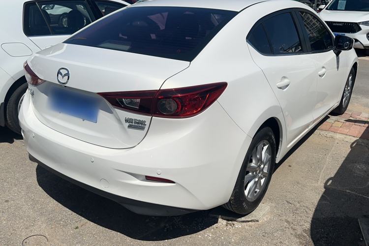 Used Mazda 3 Axela 2016 Sedan 1.5L Automatic Comfort Model Exterior 5