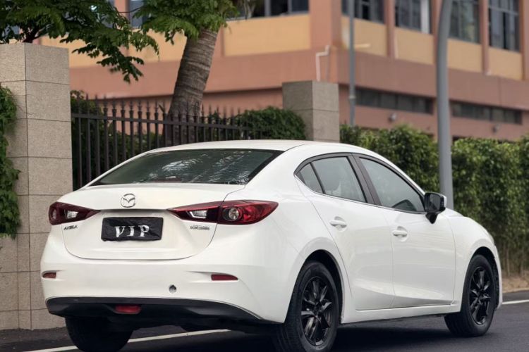 Used Mazda 3 Axela 2016 Sedan 1.5L Automatic Comfort Model Exterior 5