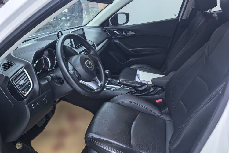 Used Mazda 3 Axela 2016 Sedan 1.5L Automatic Comfort Model Exterior 6
