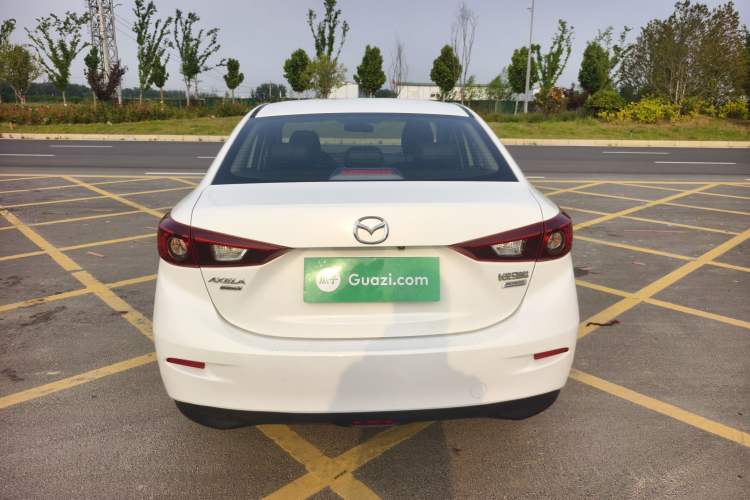 Used Mazda 3 Axela 2016 Sedan 1.5L Manual Comfort Model Exterior 7