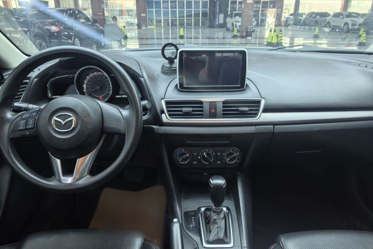Used Mazda 3 Axela 2016 Sedan 1.5L Automatic Comfort Model Exterior 8