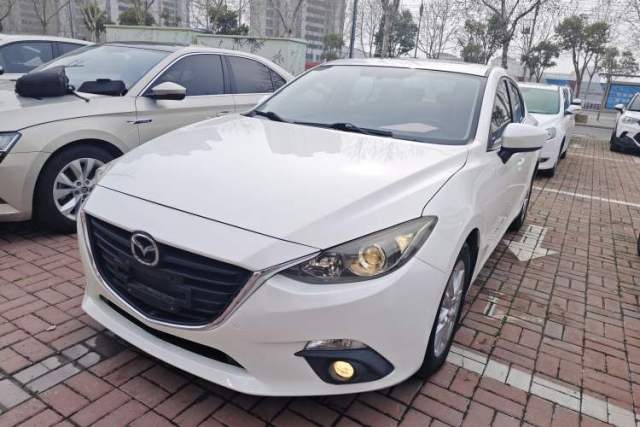 Used Mazda 3 Axela 2016 Sedan 1.5L Automatic Luxury Model