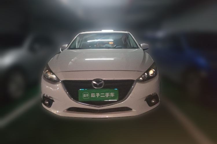 Used Mazda 3 Axela 2016 Sedan 1.5L Automatic Luxury Model Front