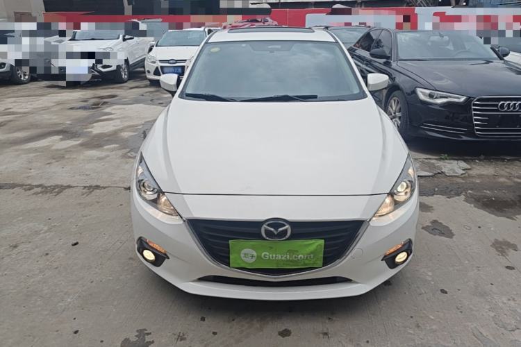 Used Mazda 3 Axela 2016 Sedan 1.5L Automatic Luxury Model Front