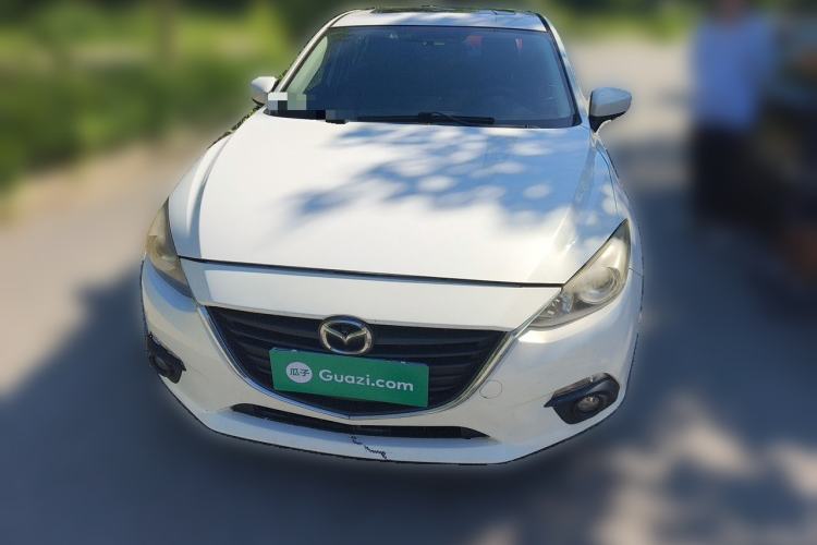 Used Mazda 3 Axela 2016 Sedan 1.5L Automatic Luxury Model Front