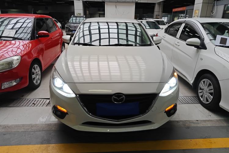 Used Mazda 3 Axela 2016 Sedan 1.5L Automatic Comfort Model Front