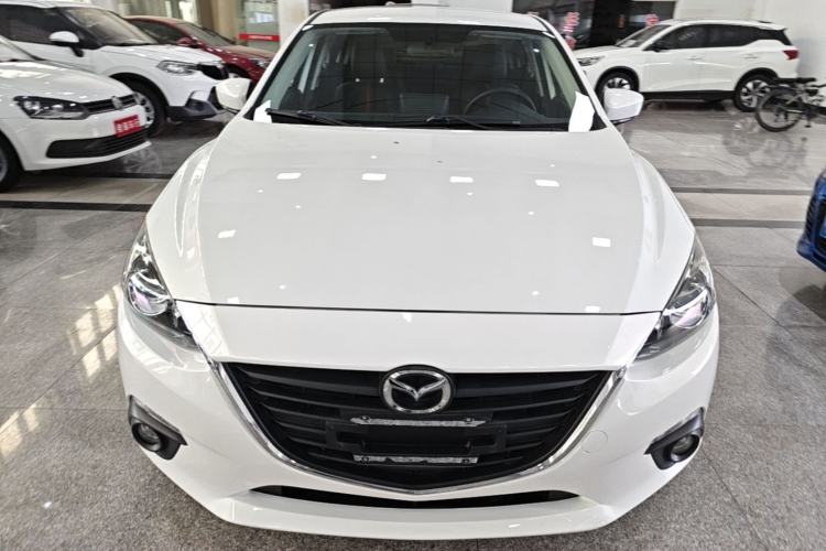 Used Mazda 3 Axela 2016 Sedan 1.5L Automatic Comfort Model Front