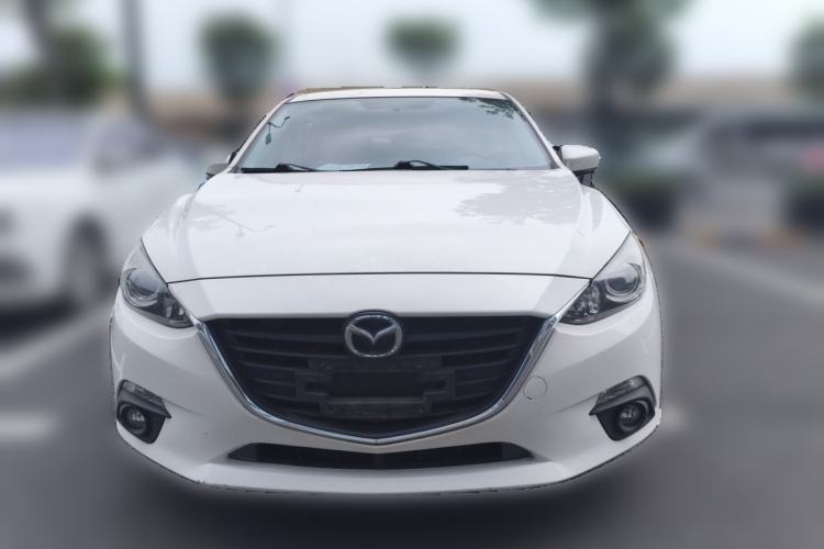Used Mazda 3 Axela 2016 Hatchback 1.5L Automatic Luxury Model Front