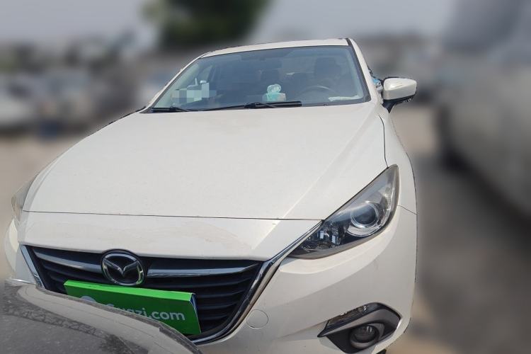 Used Mazda 3 Axela 2016 Sedan 1.5L Automatic Luxury Model Front