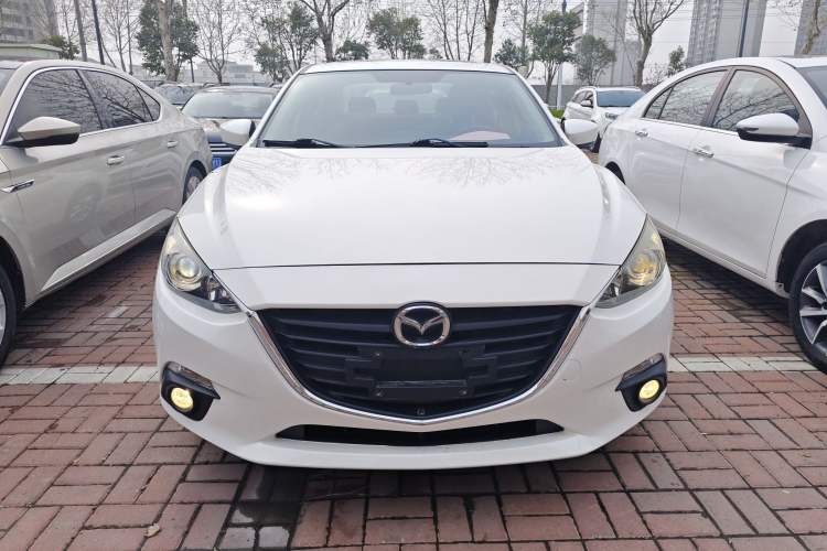 Used Mazda 3 Axela 2016 Sedan 1.5L Automatic Luxury Model Front