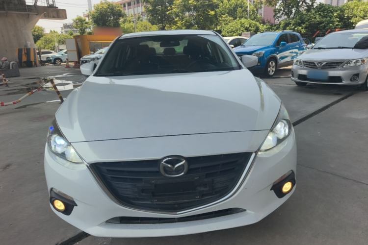 Used Mazda 3 Axela 2016 Sedan 1.5L Automatic Luxury Model Front