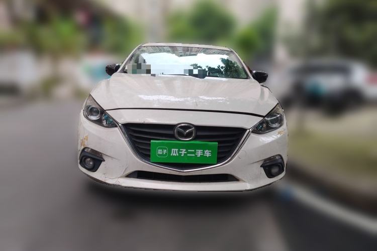 Used Mazda 3 Axela 2016 Sedan 1.5L Manual Luxury Model Front