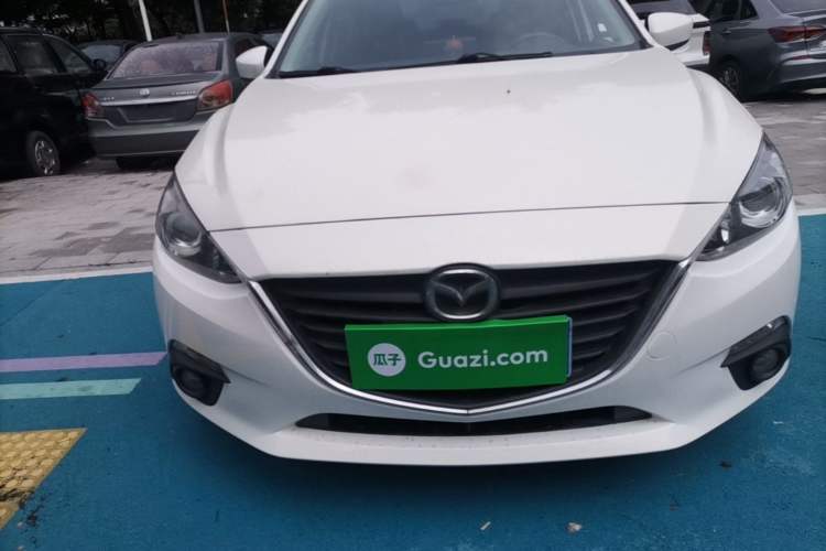 Used Mazda 3 Axela 2016 Sedan 1.5L Manual Comfort Model Front