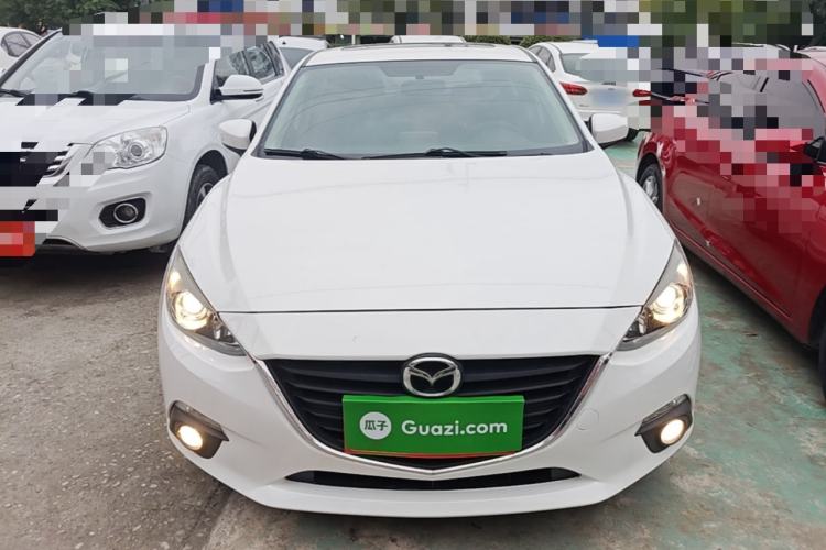 Used Mazda 3 Axela 2016 Sedan 1.5L Manual Luxury Model Front