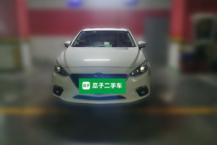 Used Mazda 3 Axela 2016 Sedan 1.5L Manual Luxury Model Front