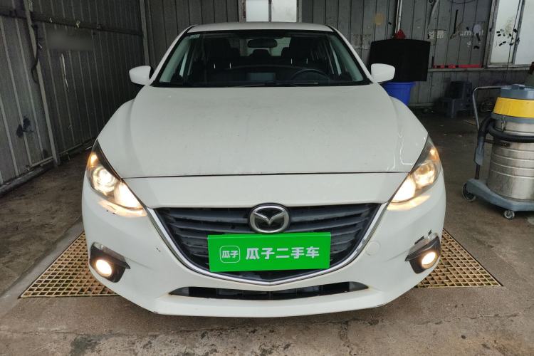 Used Mazda 3 Axela 2016 Sedan 1.5L Automatic Comfort Model Front