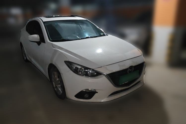 Used Mazda 3 Axela 2016 Sedan 1.5L Automatic Luxury Model Front Right 45 Deg