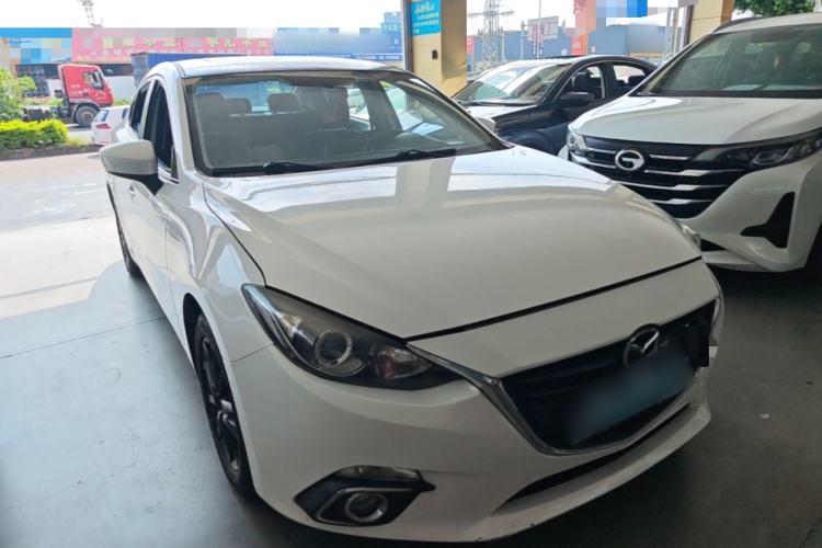 Used Mazda 3 Axela 2016 Sedan 1.5L Automatic Luxury Model Front Right 45 Deg