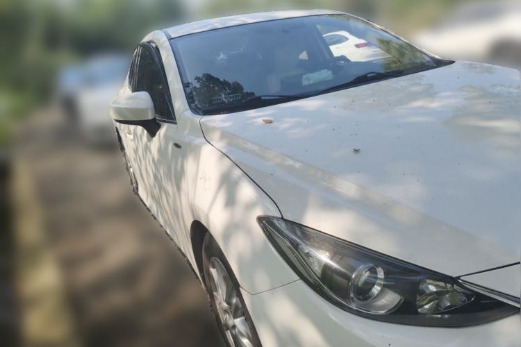 Used Mazda 3 Axela 2016 Sedan 1.5L Manual Comfort Model Front Right 45 Deg