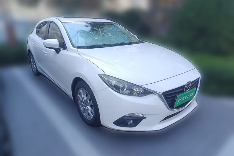 Used Mazda 3 Axela 2016 Hatchback 1.5L Automatic Luxury Model Front Right 45 Deg