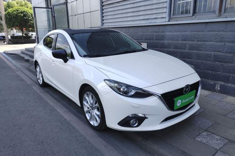 Used Mazda 3 Axela 2016 Sedan 2.0L Automatic Flagship Model Front Right 45 Deg