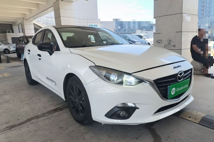Used Mazda 3 Axela 2016 Sedan 1.5L Automatic Luxury Model Front Right 45 Deg