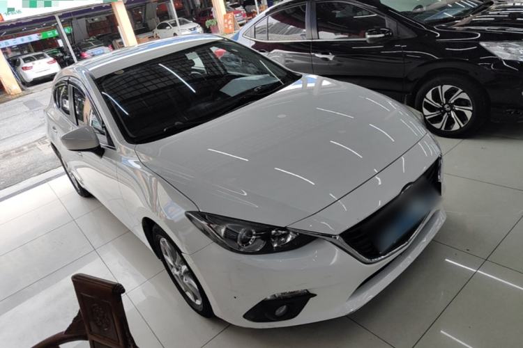 Used Mazda 3 Axela 2016 Hatchback 1.5L Automatic Comfort Model Front Right 45 Deg