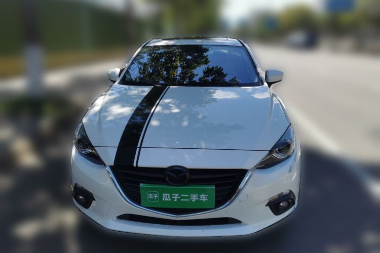 Used Mazda 3 Axela 2016 Sedan 1.5L Manual Luxury Model Front